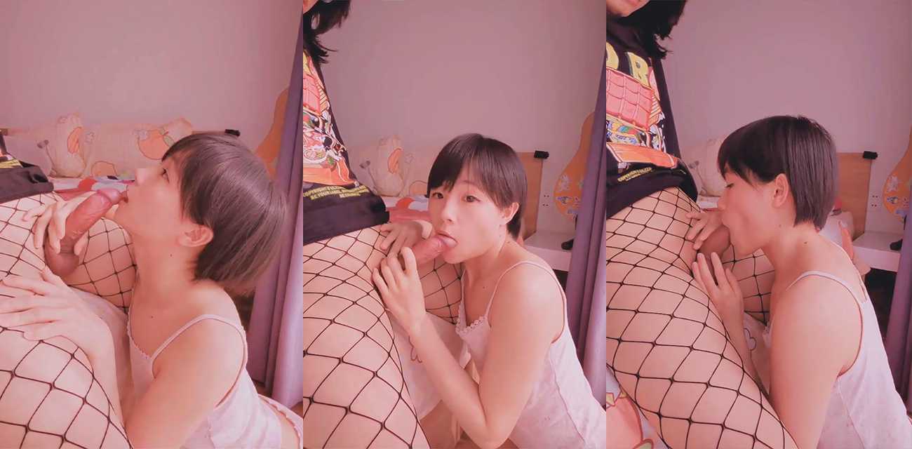 娃娃脸萝莉【loliburin】与网袜伪娘男友性爱视频流出，软萌短发少女乖巧含屌反差情侣人间绝配